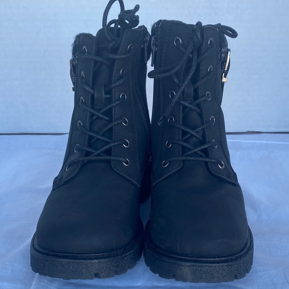 Pop Women's Black Side Zip Combat Boots - Picture 4 of 12